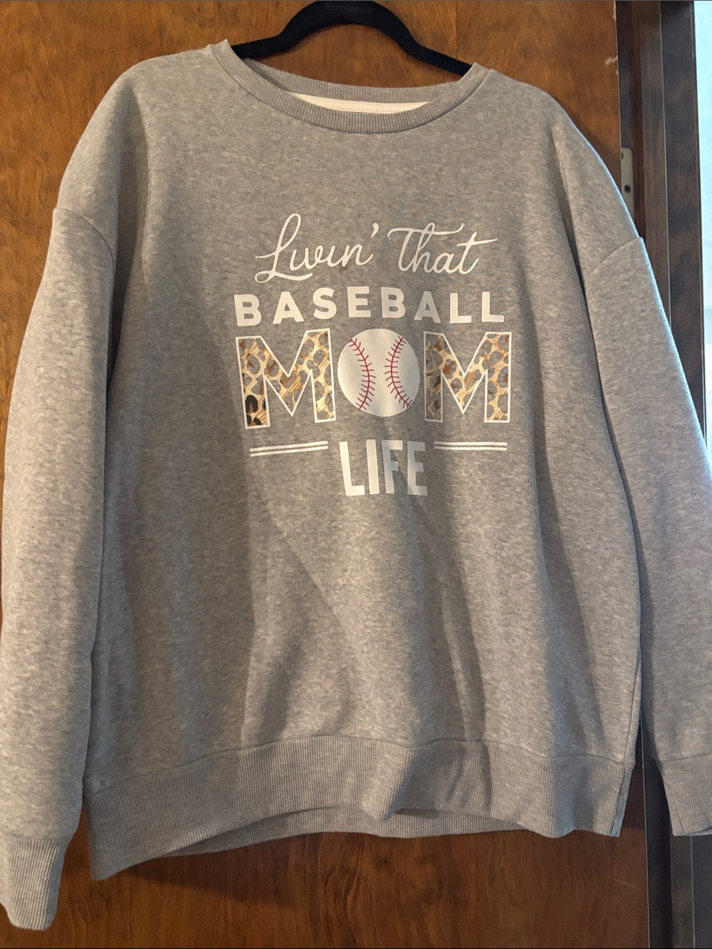 Source Unknown Gray 'Livin' That Baseball Mom Life' Sweatshirt